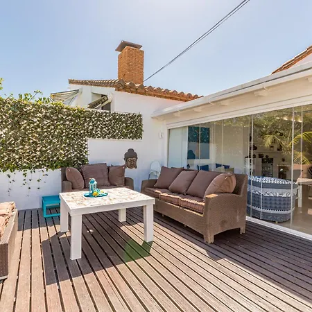 Vila For Rent In