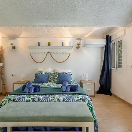 Vila For Rent In Estepona