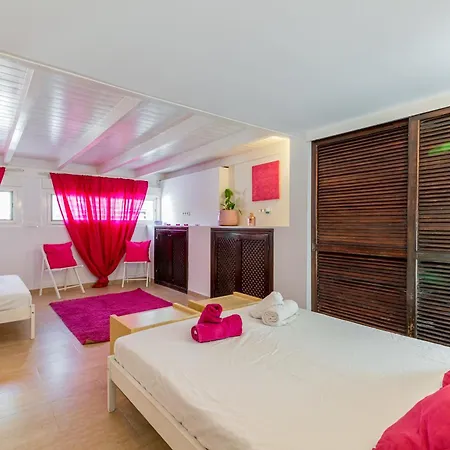 Vila For Rent In